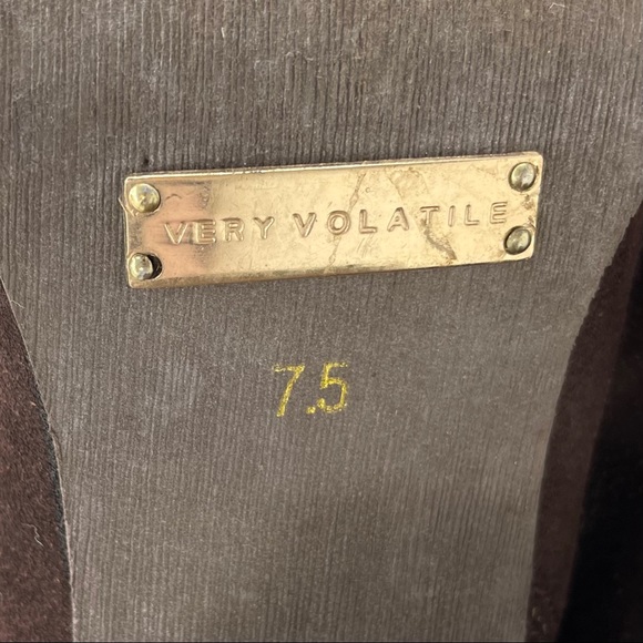 Very Volatile brown suede cowgirl style boots - Picture 9 of 14